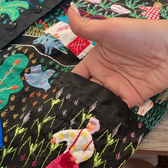 Signed Columbian 100% handmade Appliqué Embroidered Vest - Picture 12 of 16